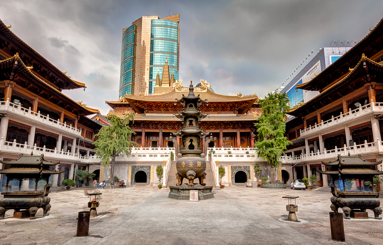 Resultado de imagem para Templo de Jinâ€™an shanghai